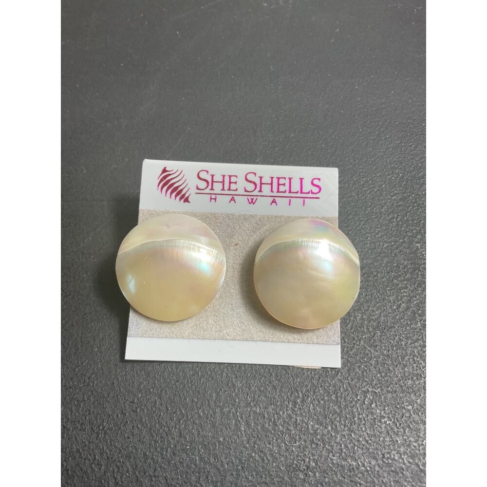 She Shells Hawaii Mother Of Pearl Earrings